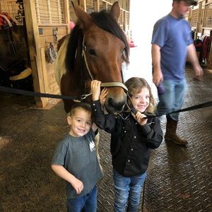 Meet your Posher, Kelly